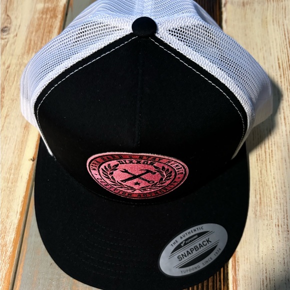 Womens Dixxon Hat - Picture 2 of 3